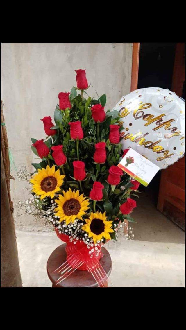 Sombrerera Cumpleaños Feliz con Rosas y Globos